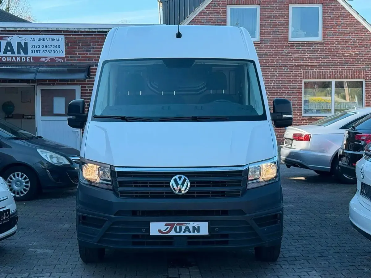 Gebraucht VW Crafter 102 PS (75 kW) 2021 Weiß Van