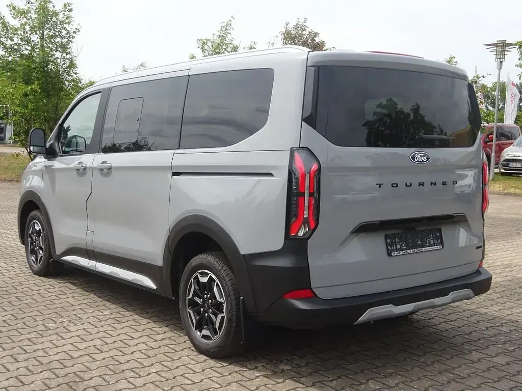 Neu Ford Tourneo Active 170 PS (125 kW) 2026 Grau Van / Kleinbus
