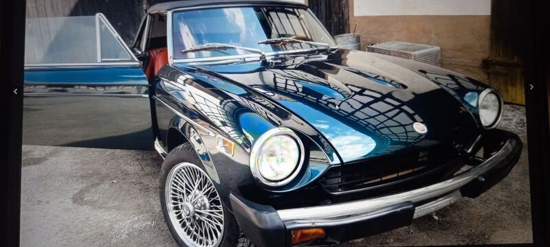 Grün Gebraucht 1977 Fiat 124 Spider Cabrio | 19.500 € - Bild 1/4