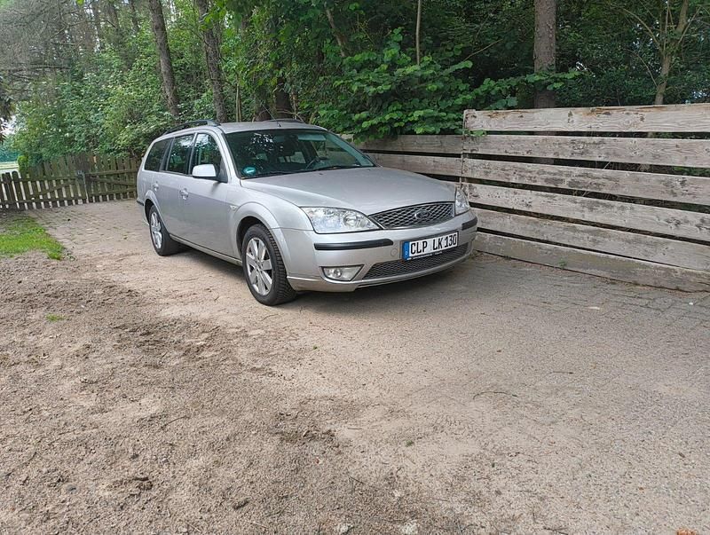 Grau Gebraucht 2005 Ford Mondeo Kombi | 500 € (Superpreis) - Bild 1/4