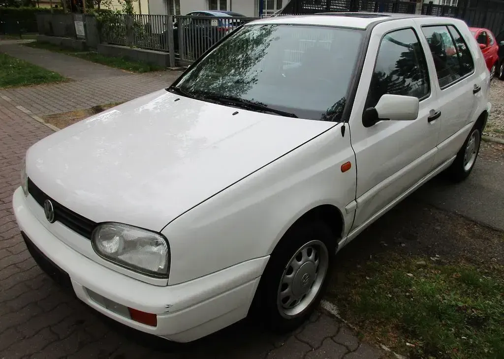 Gebraucht VW Golf III 75 PS (55 kW) 1996 Weiß Limousine