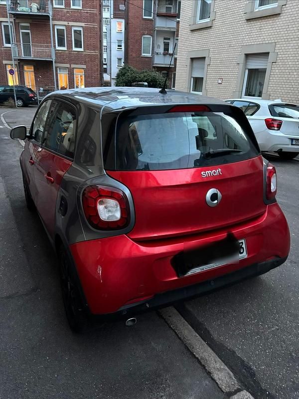 Gebraucht Smart ForFour 90 PS (66 kW) 2019 Rot Kleinwagen