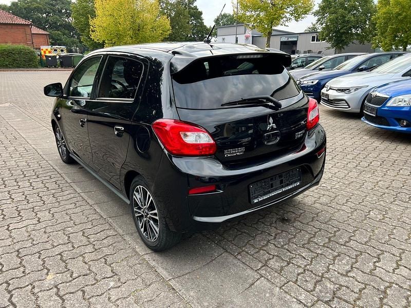 Gebraucht Mitsubishi Space Star Edition 80 PS (58 kW) 2018 Schwarz Kleinwagen