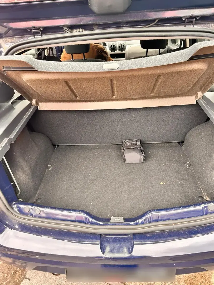 Gebraucht Dacia Sandero 75 PS (55 kW) 2010 Blau Kleinwagen