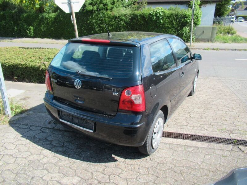 Gebraucht VW Polo Cricket 64 PS (47 kW) 2004 Schwarz Limousine
