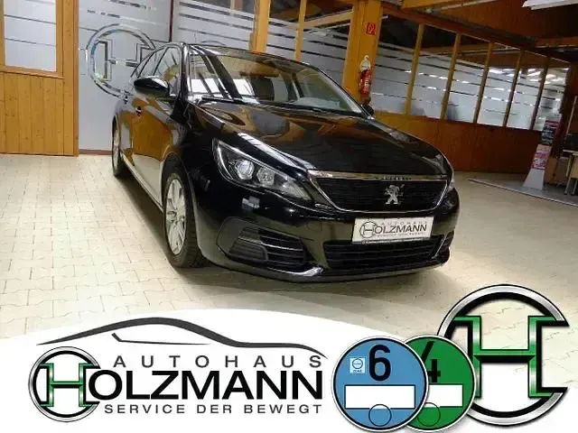 Gebraucht Peugeot 308 SW Active 131 PS (96 kW) 2019 Schwarz Kombi