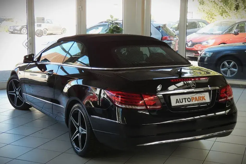 Second-hand Mercedes E250 204 CP (150 kW) 2014 Negru Cabrio