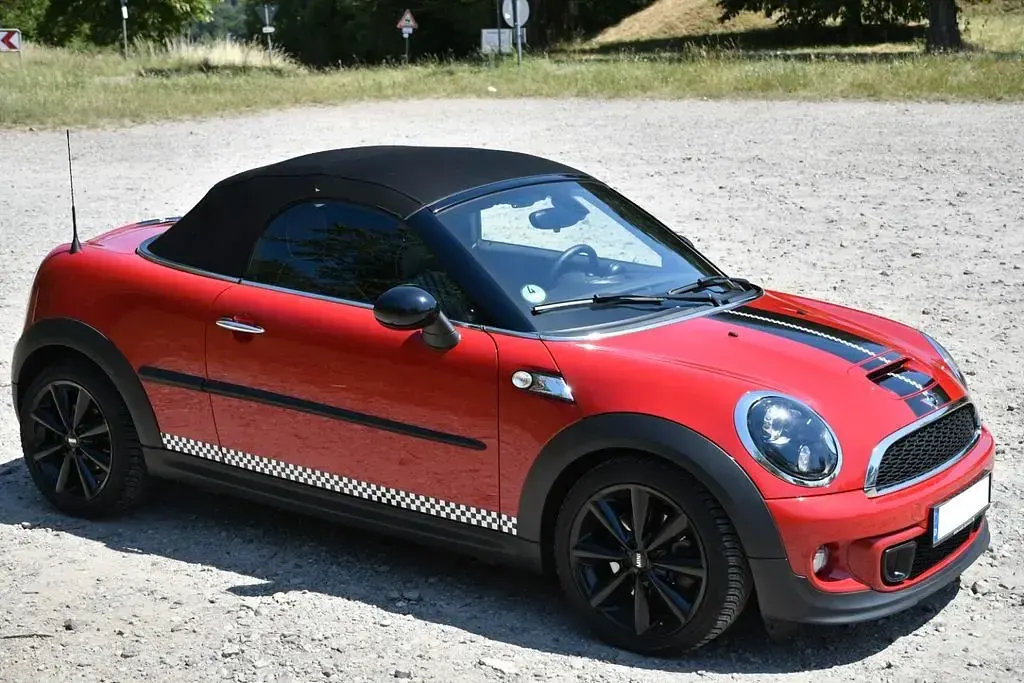 Gebraucht Mini Cooper S Roadster 184 PS (135 kW) 2013 Rot Cabrio