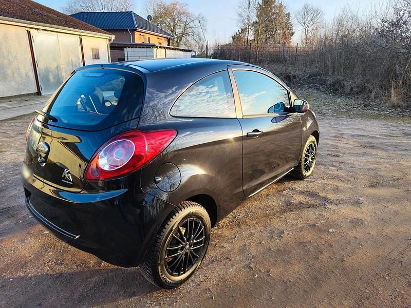 Gebraucht Ford Ka 69 PS (50 kW) 2010 Schwarz Kleinwagen