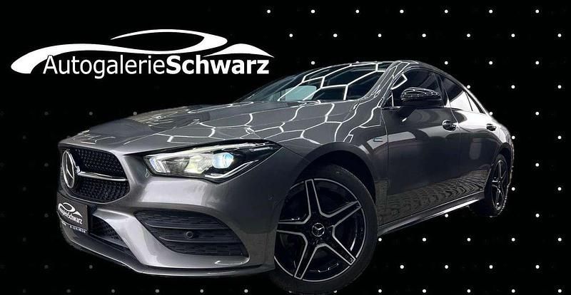 Grau Gebraucht 2021 Mercedes CLA250e AMG Limousine | 27.250 € (Etwas zu teuer) - Bild 1/3