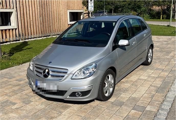 Gebraucht 2008 Mercedes 200 Business Kleinwagen | 5.900 € - Bild 1/4