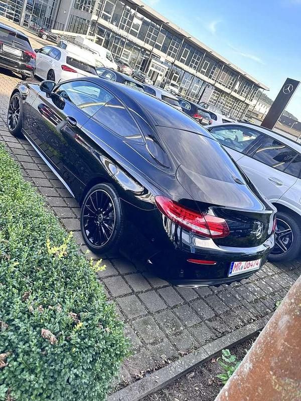 Gebraucht Mercedes C200 Edition 184 PS (135 kW) 2018 Schwarz Coupé