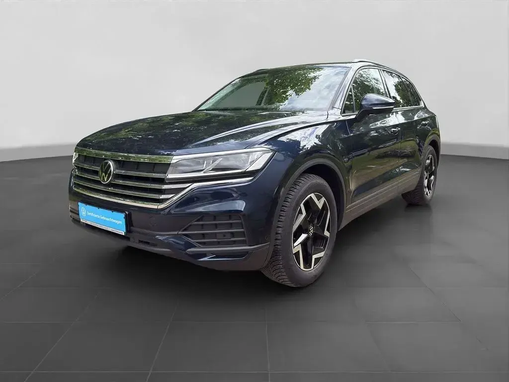 Gebraucht VW Touareg 231 PS (169 kW) 2025 Blau SUV