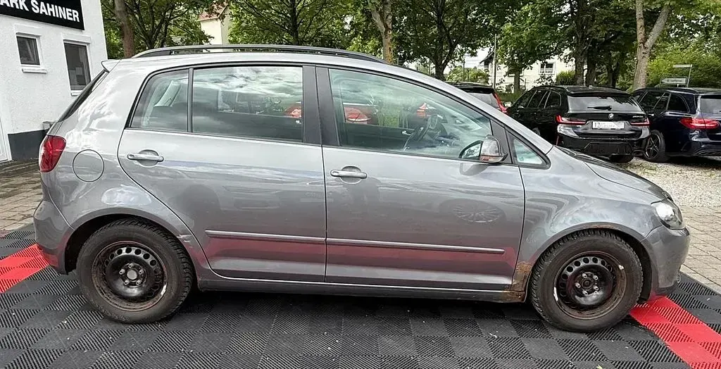 Gebraucht VW Golf Plus Cross Comfortline 80 PS (58 kW) 2009 Grau Van / Kleinbus