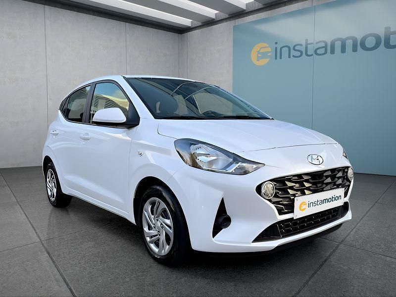 Weiß Gebraucht 2023 Hyundai i10 Select Kleinwagen | 13.999 € (Fairer Preis) - Bild 1/4
