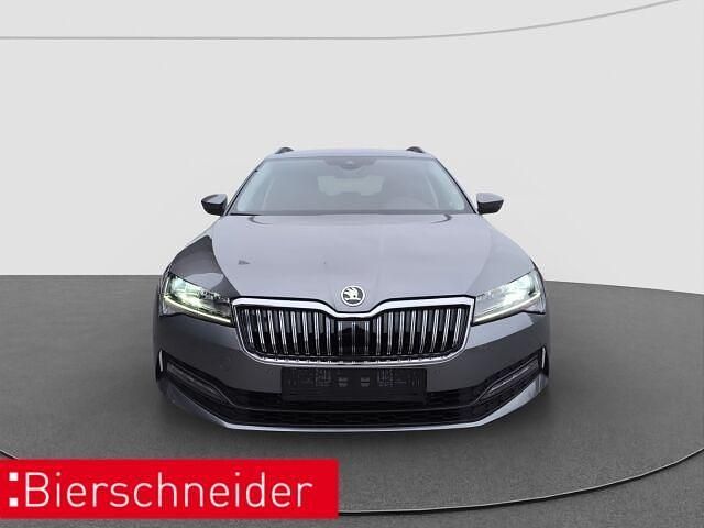 Gebraucht Skoda Superb Ambition 150 PS (110 kW) 2024 Graphitegrau (metallic) Kombi