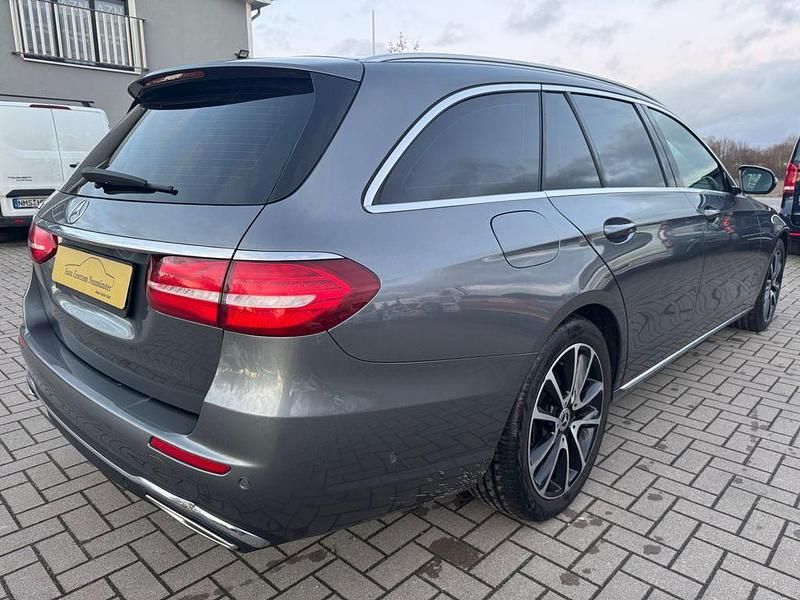 Gebraucht Mercedes E200 Avantgarde 197 PS (144 kW) 2019 Grau Kombi