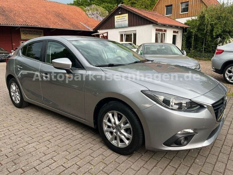Grau Gebraucht 2014 Mazda 3 Center-Line Limousine | 11.499 € (Guter Preis) - Bild 1/4