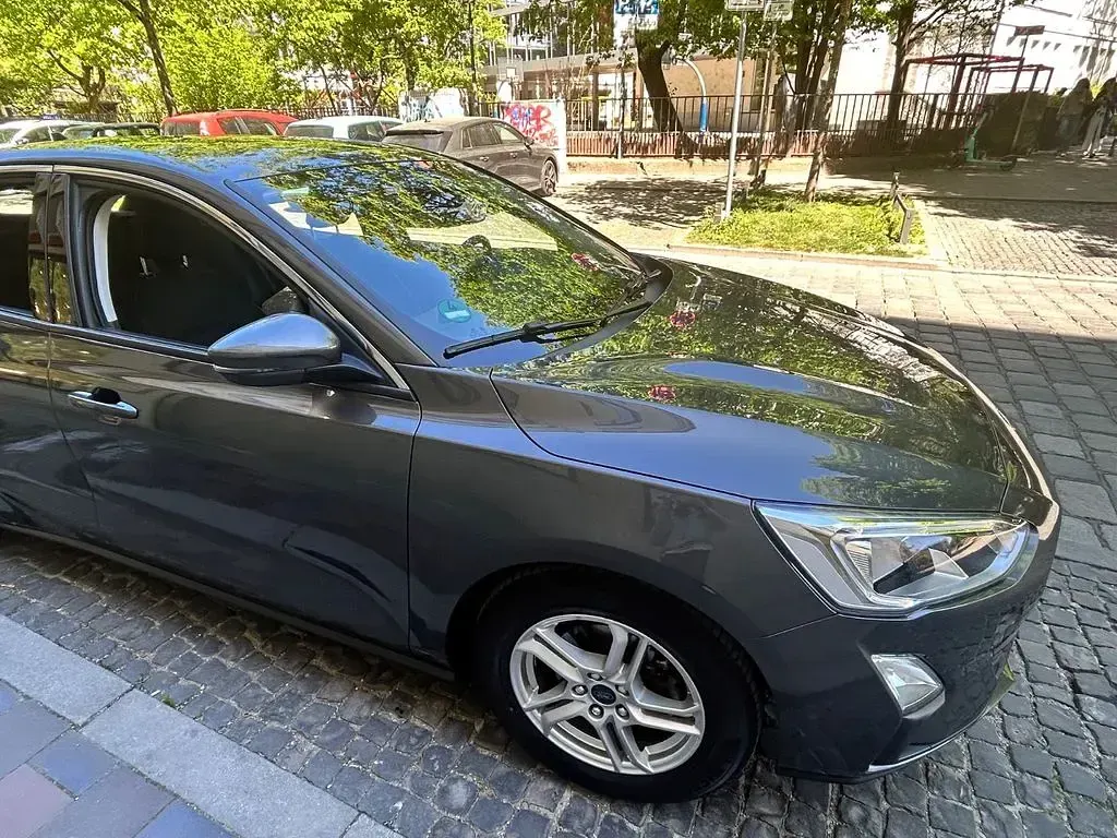 Usata Ford Focus Cool & Connect 101 CV (74 kW) 2019 Grigio Berlina