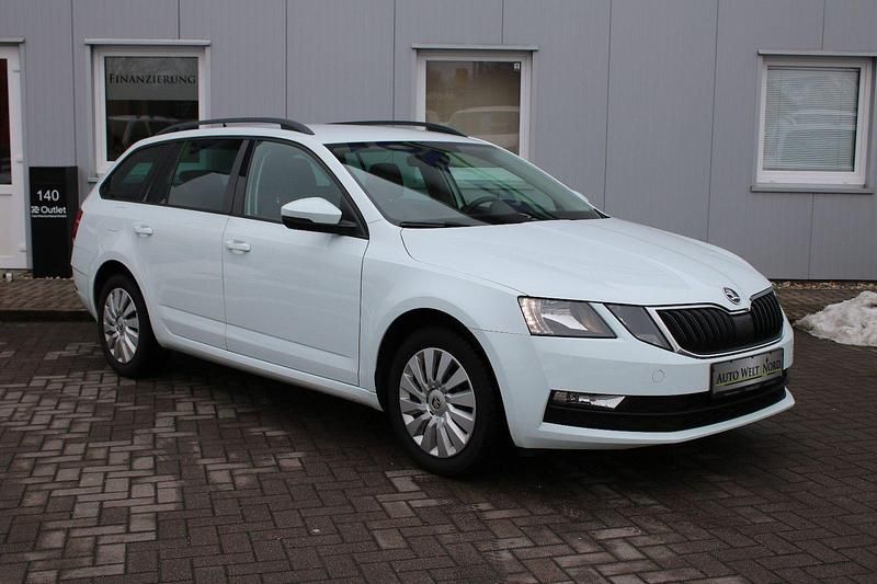 Gebraucht Skoda Octavia Ambition 150 PS (110 kW) 2017 Weiß Kombi