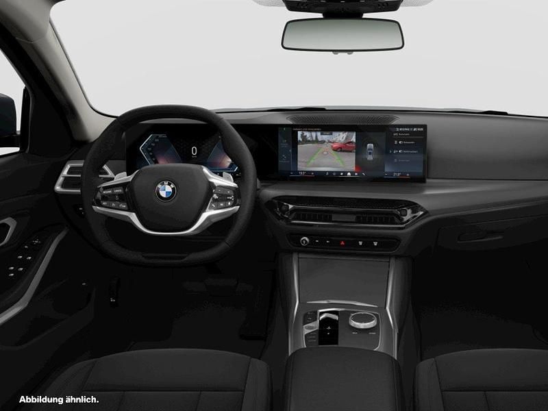 Gebraucht BMW 318 156 PS (114 kW) 2025 Grau Kombi