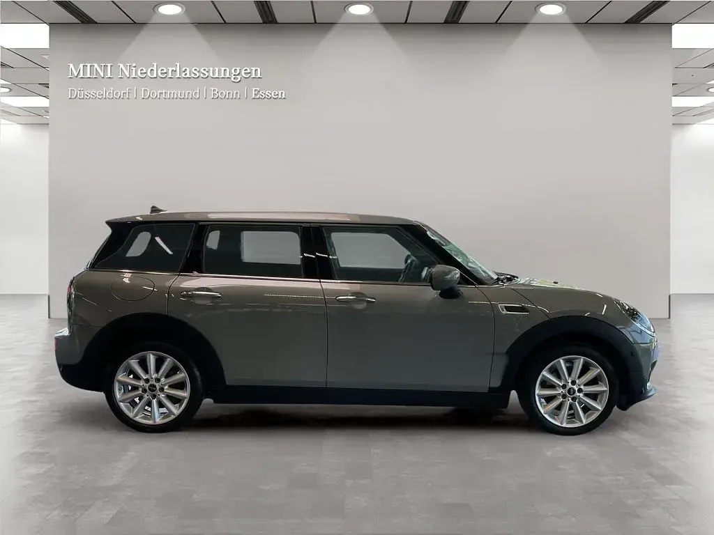 Gebraucht Mini Cooper Clubman 136 PS (100 kW) 2022 Grau Kombi