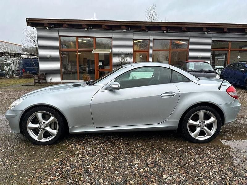 Gebraucht Mercedes SLK350 272 PS (200 kW) 2004 Silber Cabrio