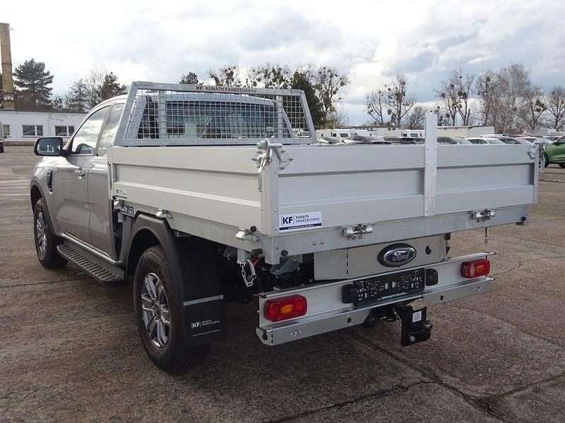 Neu Ford Ranger XLT 170 PS (125 kW) 2026 Silber Pickup
