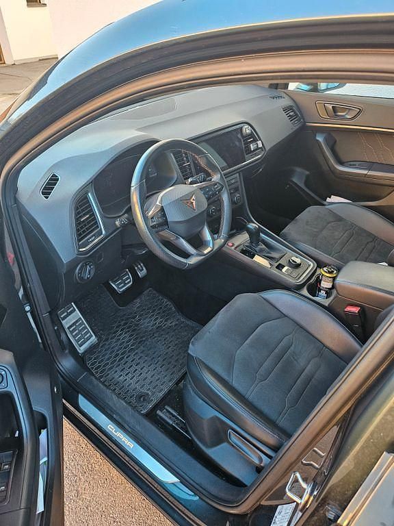 Second-hand Cupra Ateca 300 CP (220 kW) 2022 Verde SUV