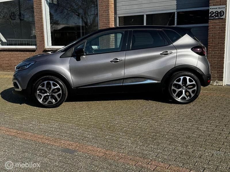 Gebraucht Renault Captur 118 PS (86 kW) 2018 Grau SUV