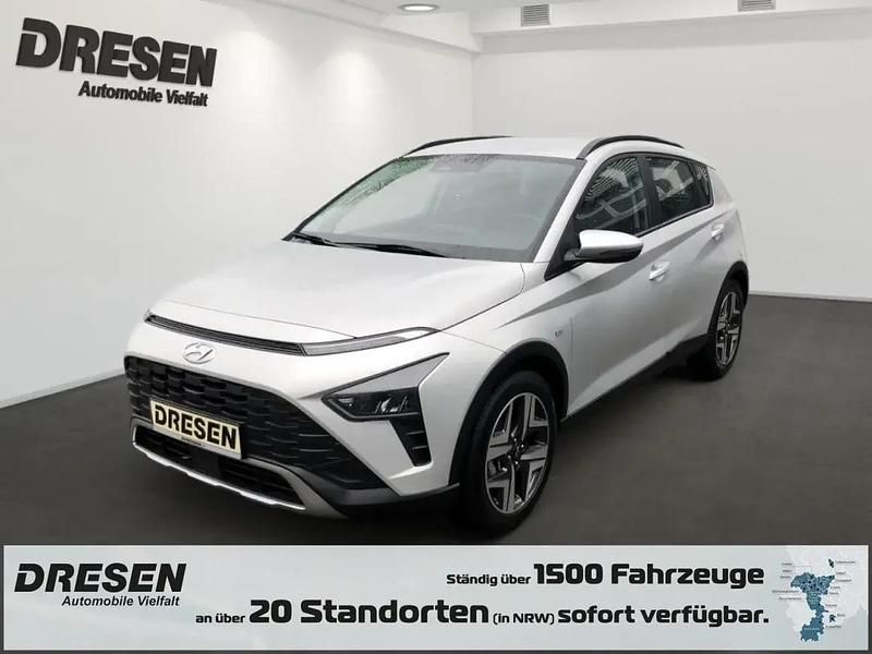 Sleek silver Gebraucht 2021 Hyundai Bayon Intro Edition SUV | 16.390 € (Superpreis) - Bild 1/1