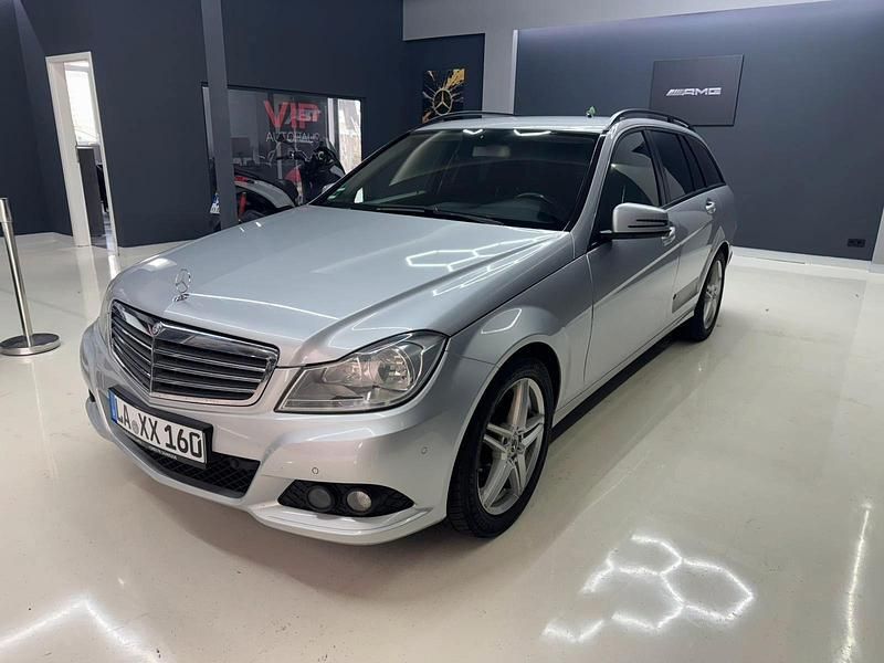 Gebraucht Mercedes C220 170 PS (125 kW) 2014 Silber Kombi