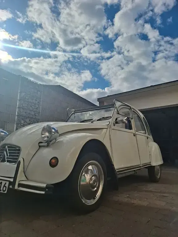 Gebraucht Citroën 2CV 23 PS (16 kW) 1987 Weiß Limousine
