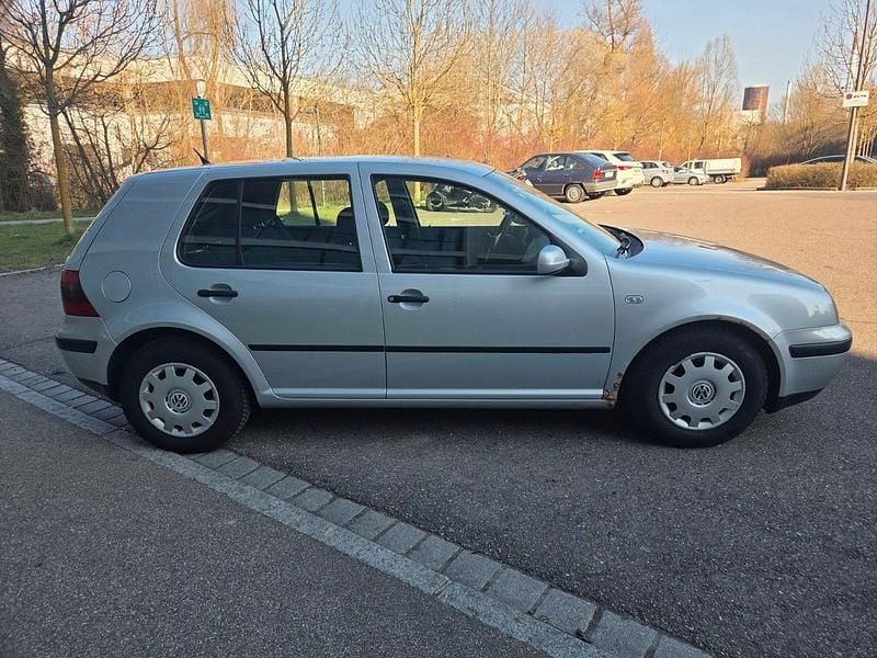 Gebraucht VW Golf IV 75 PS (55 kW) 2002 Silber Limousine