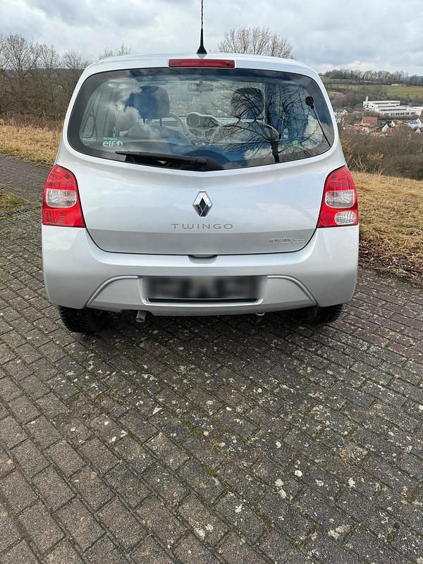 Gebraucht Renault Twingo 69 PS (50 kW) 2009 Silber Kleinwagen