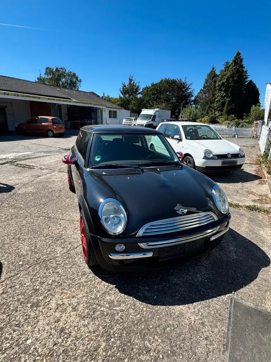 Gebraucht Mini Cooper 90 PS (66 kW) 2005 Schwarz Kleinwagen
