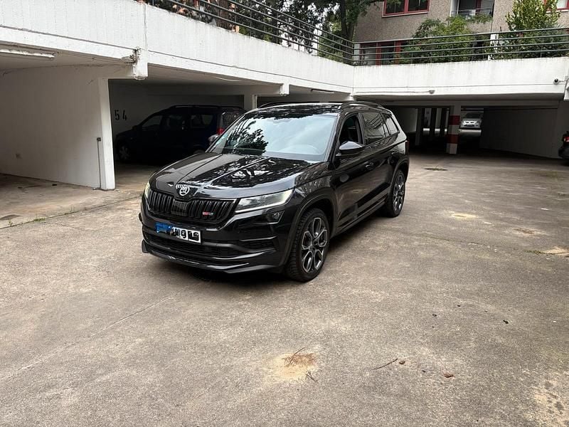 Schwarz Gebraucht 2019 Skoda Kodiaq vRS SUV | 27.499 € (Fairer Preis) - Bild 1/4