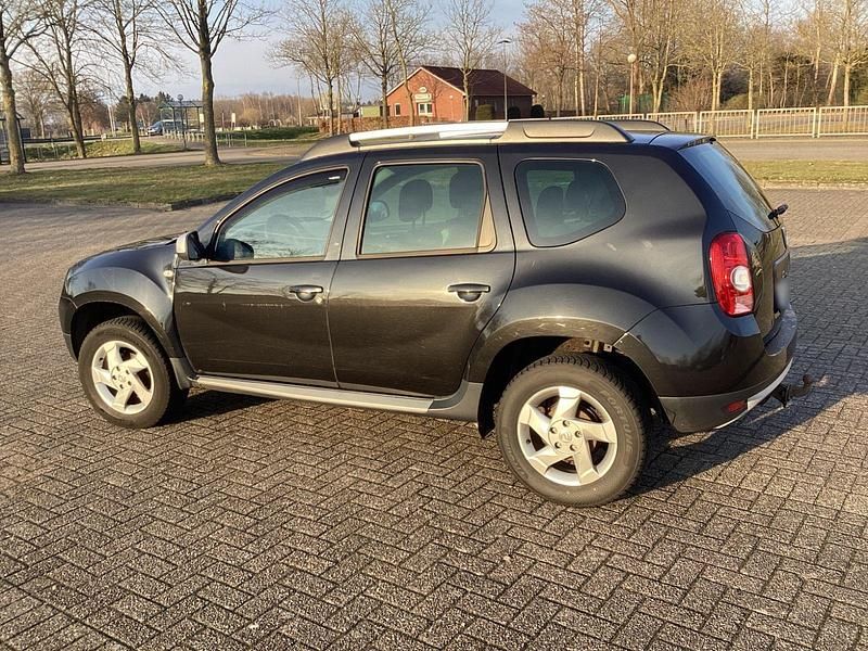 Gebraucht Dacia Duster Lauréate 105 PS (77 kW) 2012 Schwarz SUV