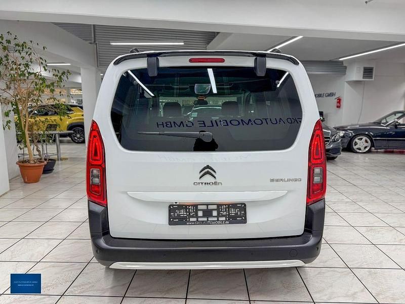 Gebraucht Citroën Berlingo Rip Curl 131 PS (96 kW) 2021 Weiß Van / Kleinbus