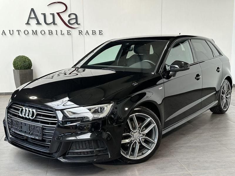 Mythosschwarz Gebraucht 2020 Audi A3 S-Line Limousine | 20.749 € (Guter Preis) - Bild 1/4