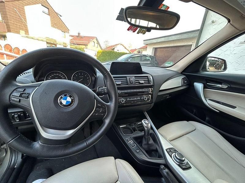 Gebraucht BMW 114 102 PS (75 kW) 2015 Braun Kleinwagen