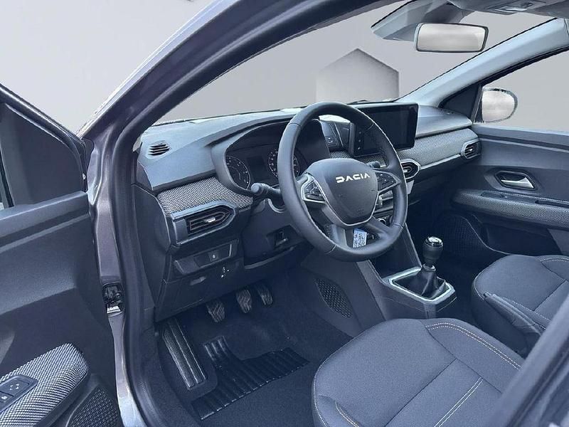 Neu Dacia Sandero Expression 91 PS (66 kW) 2025 Limousine