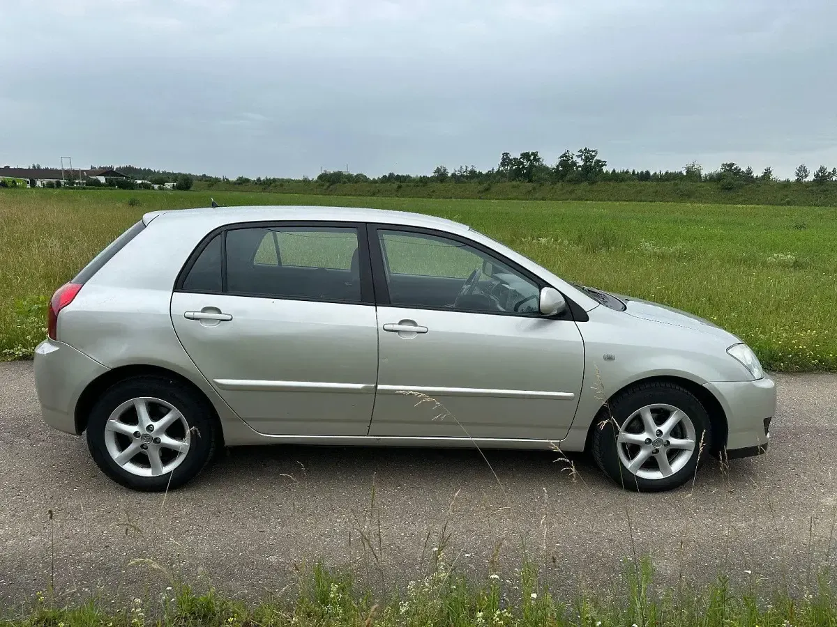 Gebraucht Toyota Corolla Sol 116 PS (85 kW) 2004 Grau Limousine