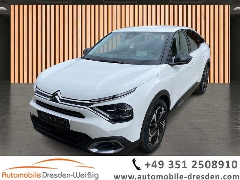 Weiß weiß (metallic) Gebraucht 2023 Citroën C4 PureTech Limousine | 17.980 € (Fairer Preis) - Bild 1/3