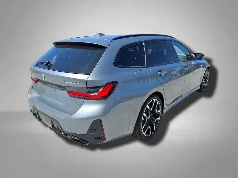 Gebraucht BMW M340 M Sport 340 PS (250 kW) 2026 Skyscraper grau metallic Kombi
