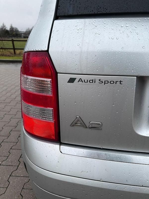 Gebraucht Audi A2 75 PS (55 kW) 2003 Silber Kleinwagen