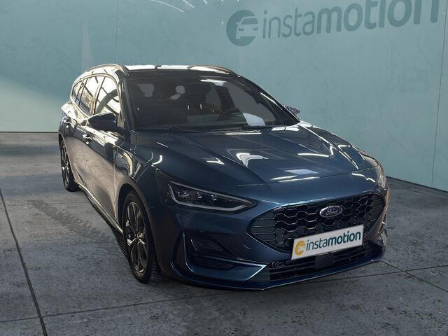 Blau Gebraucht 2023 Ford Focus ST-Line Kombi | 27.550 € (Etwas zu teuer) - Bild 1/2