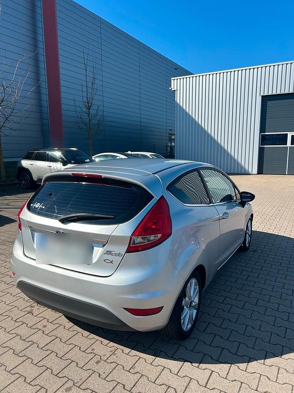 Gebraucht Ford Fiesta 82 PS (60 kW) 2008 Kleinwagen
