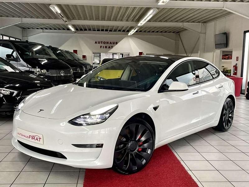 Pearl white multicoat Gebraucht 2022 Tesla Model 3 Performance Limousine | 31.849 € (Fairer Preis) - Bild 1/4