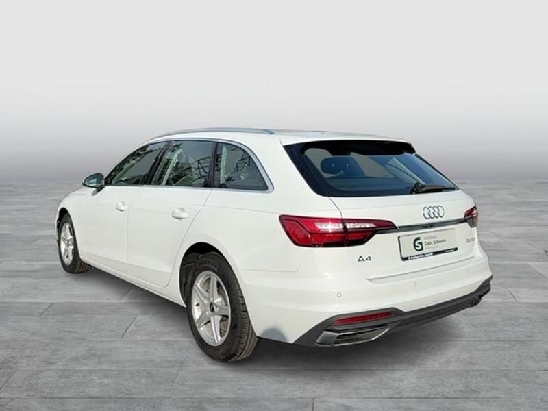 Gebraucht Audi A4 163 PS (119 kW) 2024 Weiß Kombi